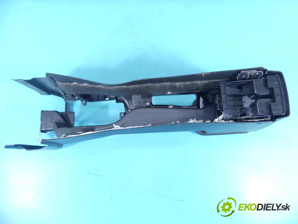 Nissan X-trail II T31 2008-2013 2.0 dci 150 HP manual 110 kW 1995 cm3 5- operadlo 96910-JG42A (Lakťové opierky)