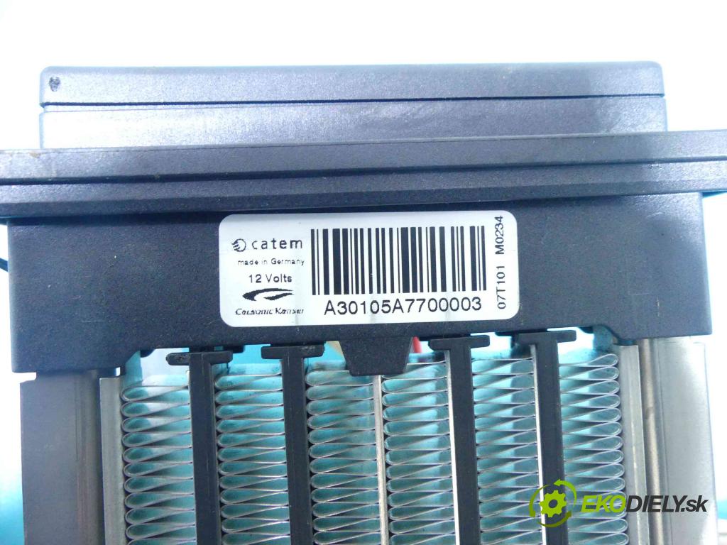Nissan X-trail II T31 2008-2013 2.0 dci 150 hp manual 110 kW 1995 cm3 5- radiátor A30105A7700003 (Radiátory topení)