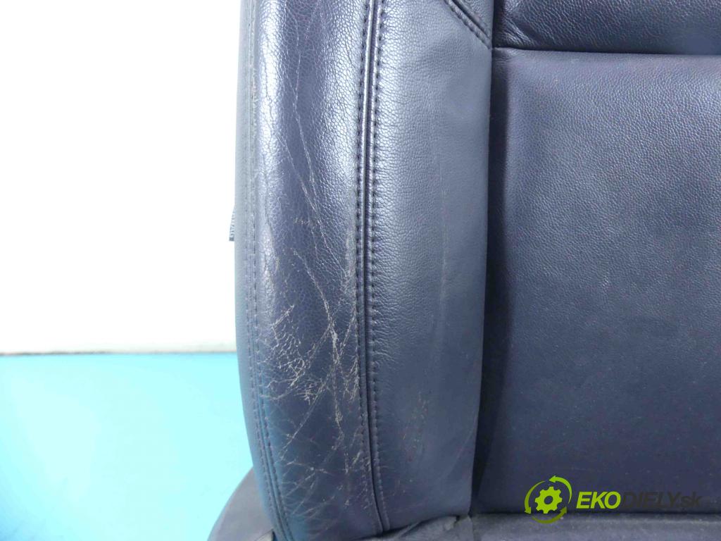 Volvo V50 2.0d 136 HP manual 100 kW 1997 cm3 5- Sedačka pravý  (Sedačky, sedadlá)