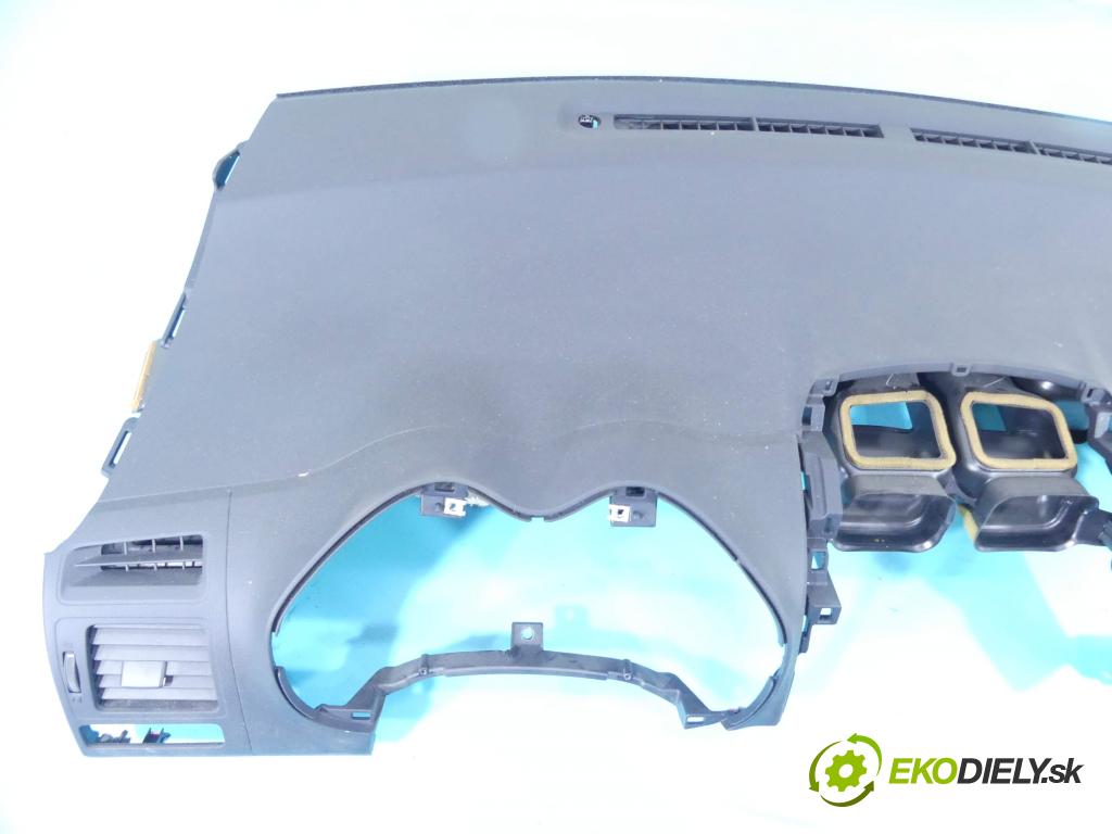 Toyota Auris I 2006-2013 2.0 D4D 126 HP manual 93 kW 1998 cm3 5- kokpit,pristrojová doska rozdeľovacia