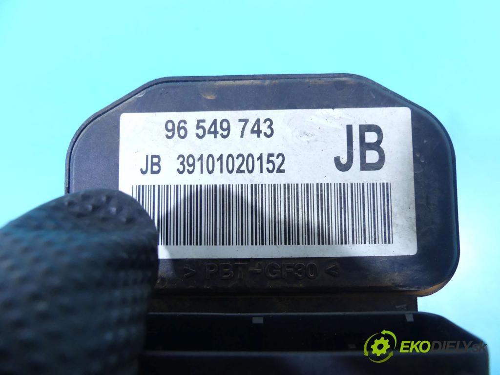 Chevrolet Lacetti 1.6 16v 109 HP manual 80 kW 1598 cm3 5- čerpadlo abs 96549743 (Pumpy ABS)