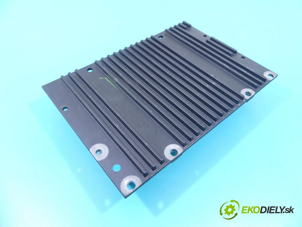 Volvo V50 2.0d 136 HP manual 100 kW 1997 cm3 5- Zesilovač: 31282138 (Zosilňovače)