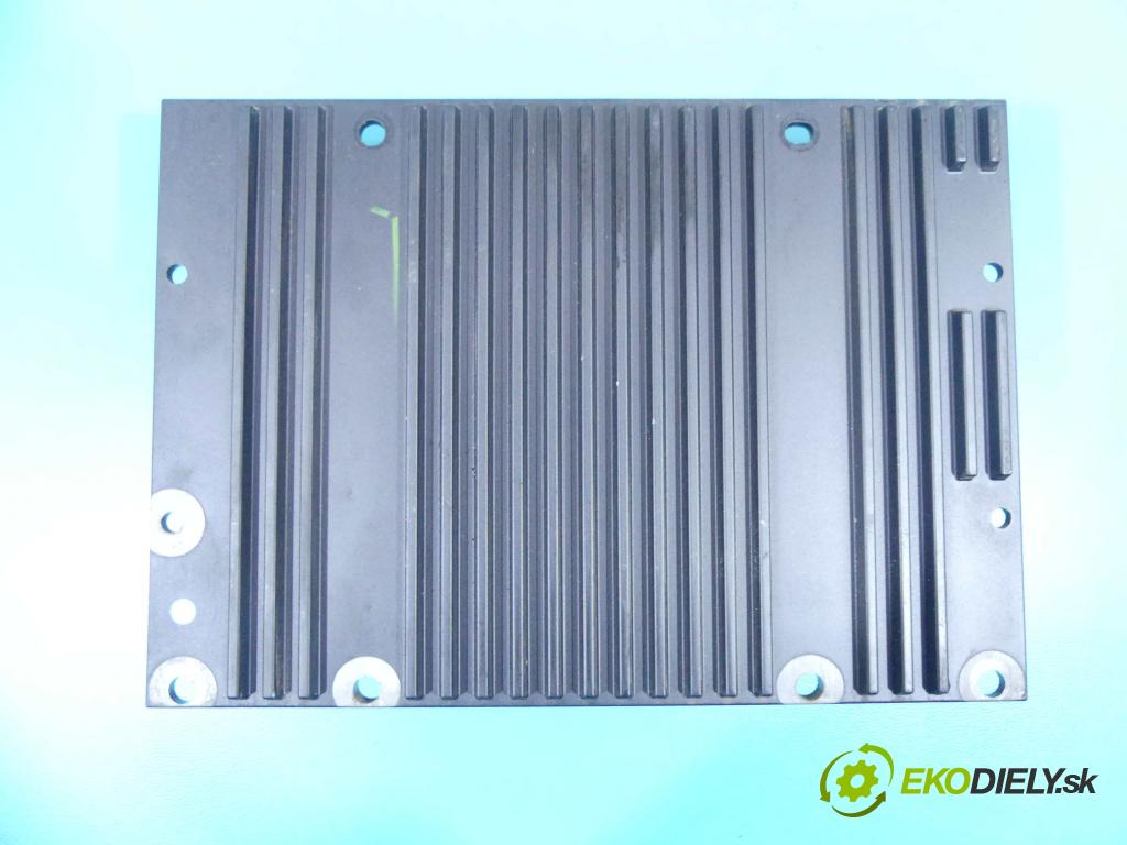 Volvo V50 2.0d 136 HP manual 100 kW 1997 cm3 5- Zesilovač: 31282138 (Zosilňovače)