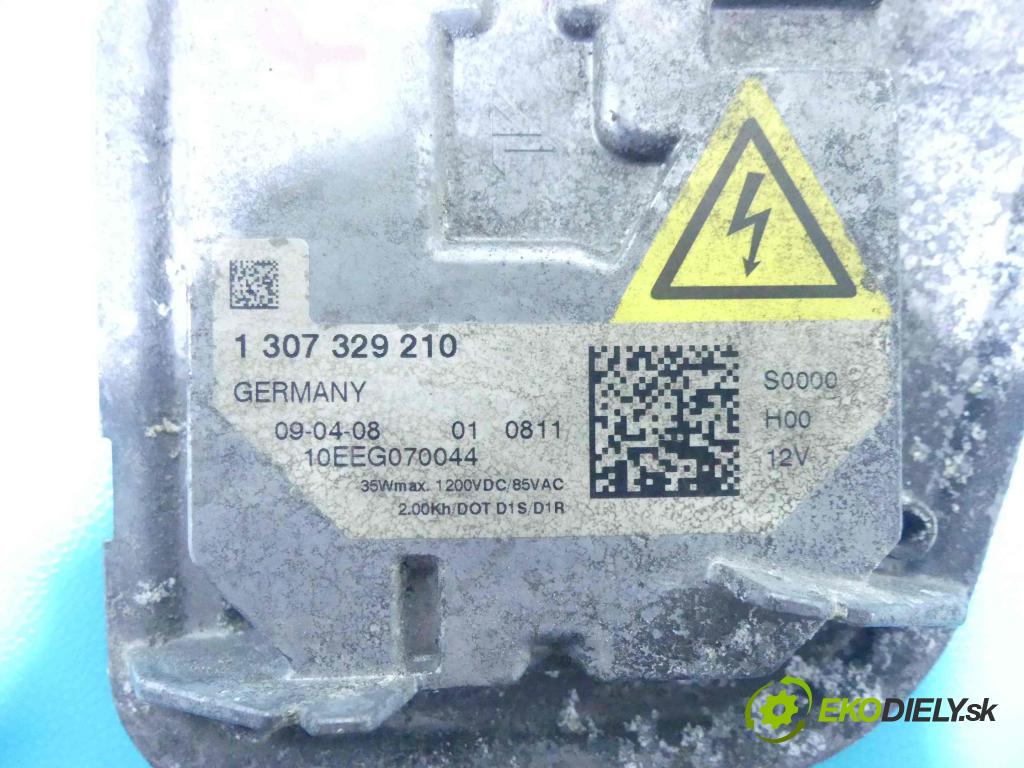 Volvo V50 2.0d 136 HP manual 100 kW 1997 cm3 5- střídač: xenon 1307329210 (Riadiace jednotky xenónu)