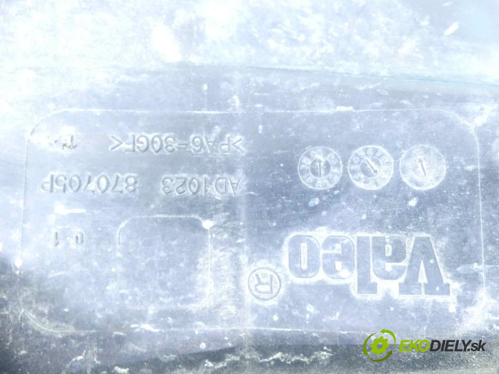 Opel Signum 2.2 dti 125 HP manual 92 kW 2172 cm3 5- Ventilátor chladiča 13114370