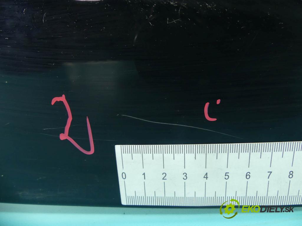 Volvo V50 2.0d 136hp manual 100 kW 1997 cm3 5- zadní kufrové dveře  (Zadní kapoty)