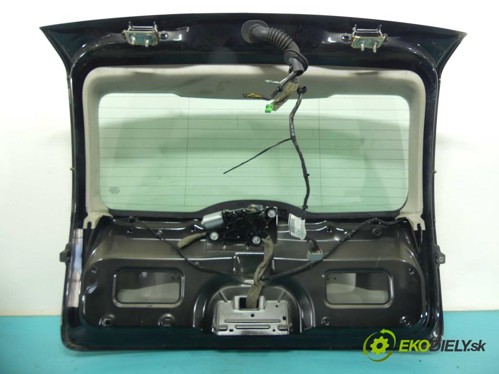 Volvo V50 2.0d 136hp manual 100 kW 1997 cm3 5- zadní kufrové dveře  (Zadní kapoty)