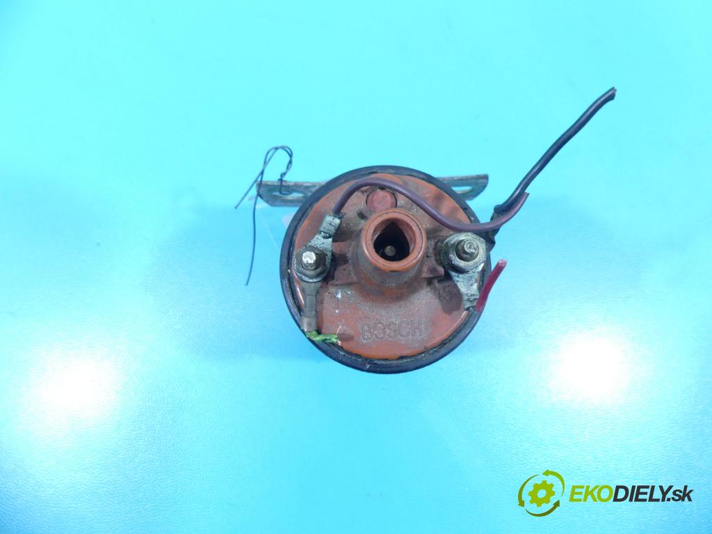 Audi 80 B3 1986-1991 1.8 injekcia: mechanický 90 HP manual 66 kW 1760 cm3 4- cievka zapaľovacia 0221122379 (Zapaľovacie cievky, moduly)