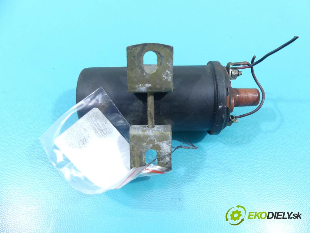 Audi 80 B3 1986-1991 1.8 injekcia: mechanický 90 HP manual 66 kW 1760 cm3 4- cievka zapaľovacia 0221122379 (Zapaľovacie cievky, moduly)