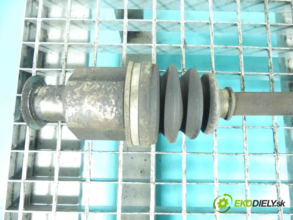 Renault Clio II 1998-2012 1.5 dci 82 HP manual 60 kW 1461 cm3 5- poloos pravé  (Poloosy)