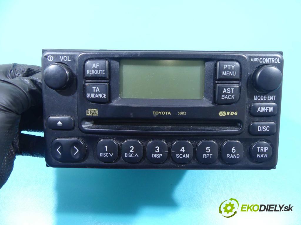 Toyota Rav4 II 2000-2005 2.0 D4D 116 HP manual 85 kW 1995 cm3 5- Radio originál 86120-42130