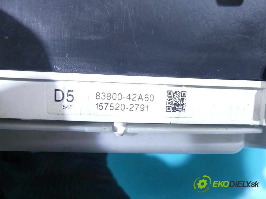 Toyota Rav4 II 2000-2005 2.0 D4D 116 HP manual 85 kW 1995 cm3 5- prístrojovka/ budíky 83800-42A60 (Prístrojové dosky, displeje)