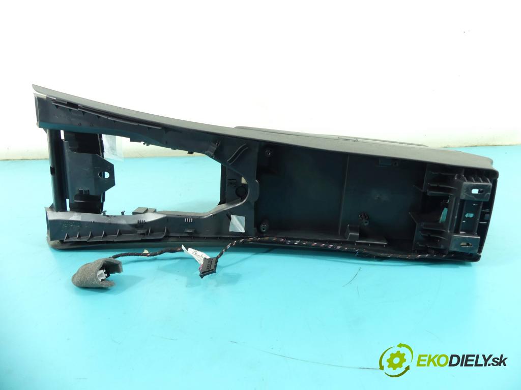 Mercedes C W204 2007-2014 3.0 V6 231 HP automatic 170 kW 2996 cm3 4- operadlo A2046800750 (Lakťové opierky)