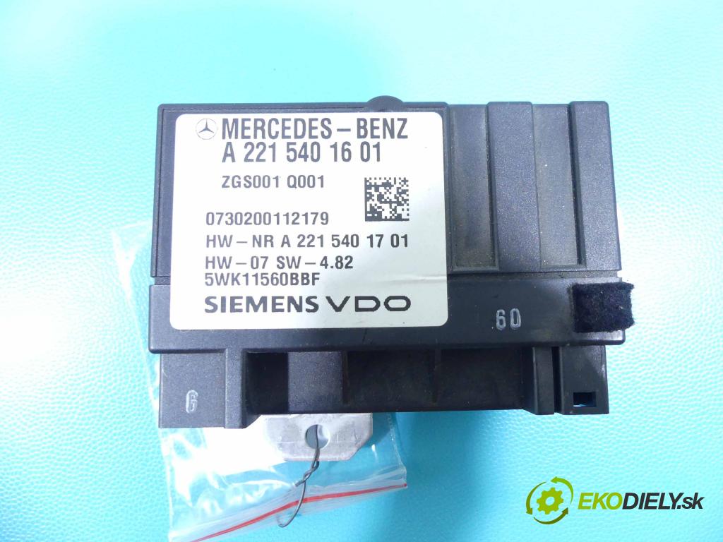 Mercedes C W204 2007-2014 3.0 V6 231 HP automatic 170 kW 2996 cm3 4- modul riadiaca jednotka A2215401601 (Ostatné)