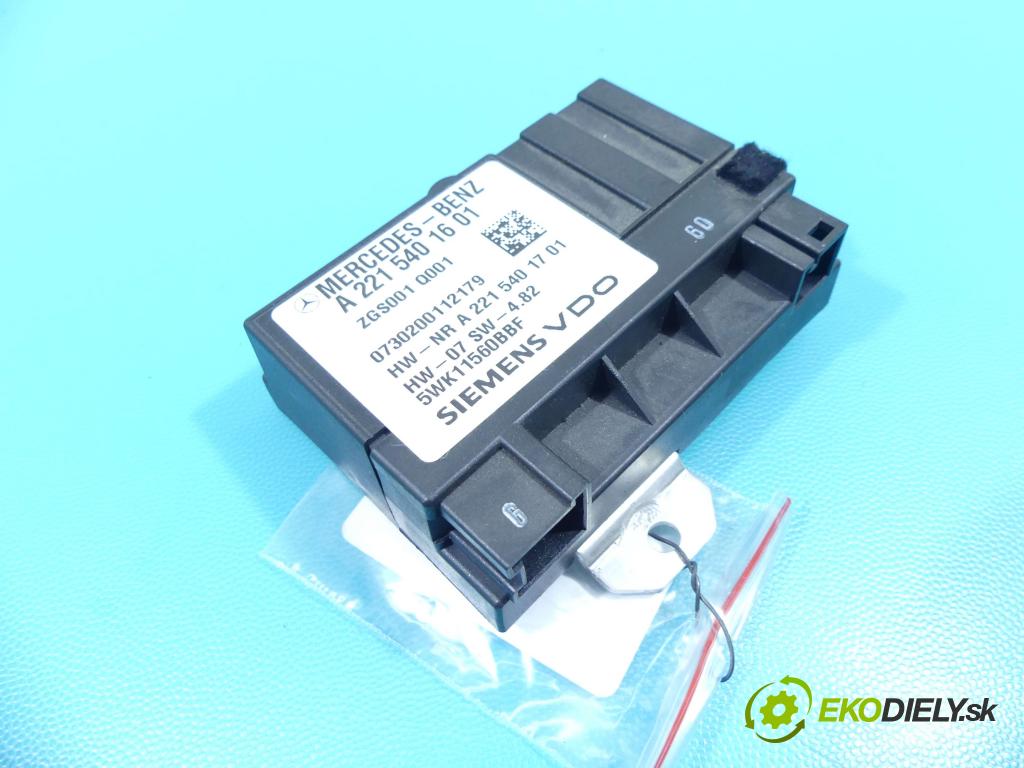 Mercedes C W204 2007-2014 3.0 V6 231 HP automatic 170 kW 2996 cm3 4- modul riadiaca jednotka A2215401601 (Ostatné)