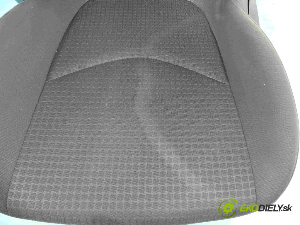 Kia Soul I 2008-2013 1.6 crdi 128 HP manual 94 kW 1582 cm3 5- Sedačka ľavý  (Sedačky, sedadlá)