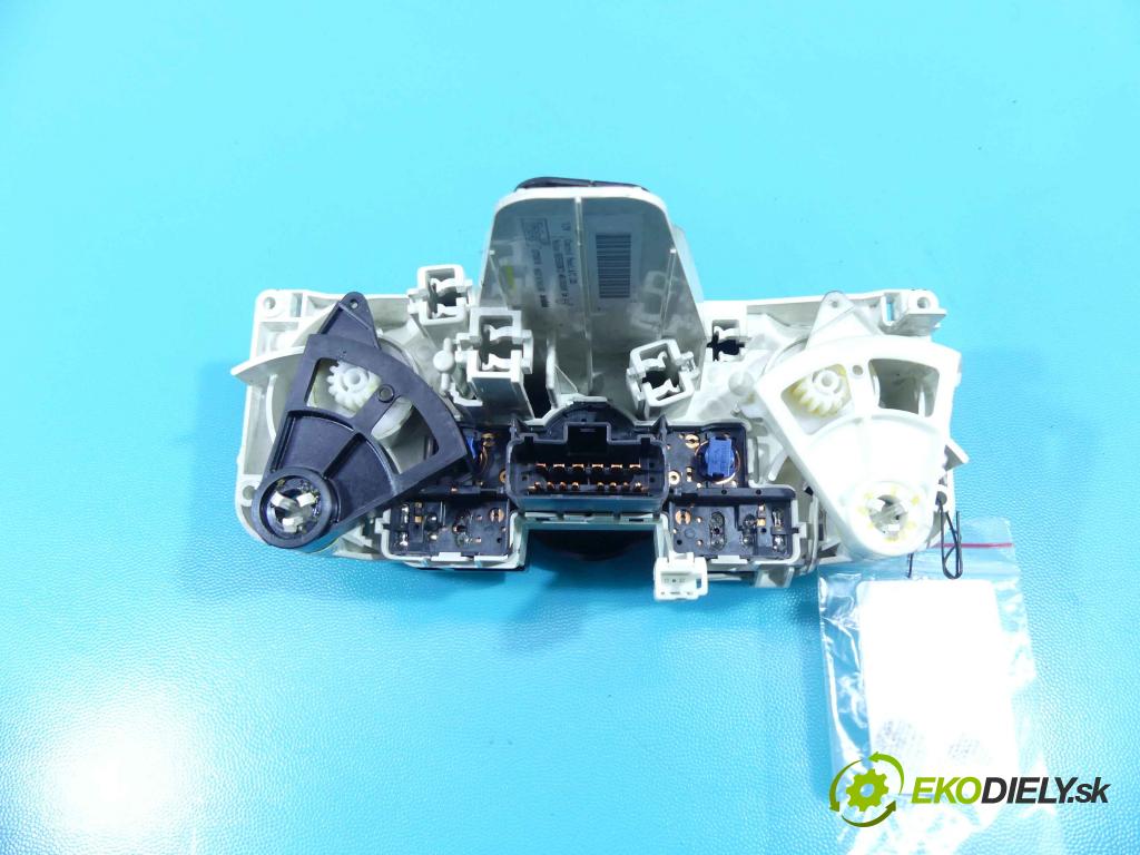 Nissan Micra K12 2003-2010 1.2 16V 65 HP manual 48 kW 1240 cm3 5- panel kúrenia N105898F