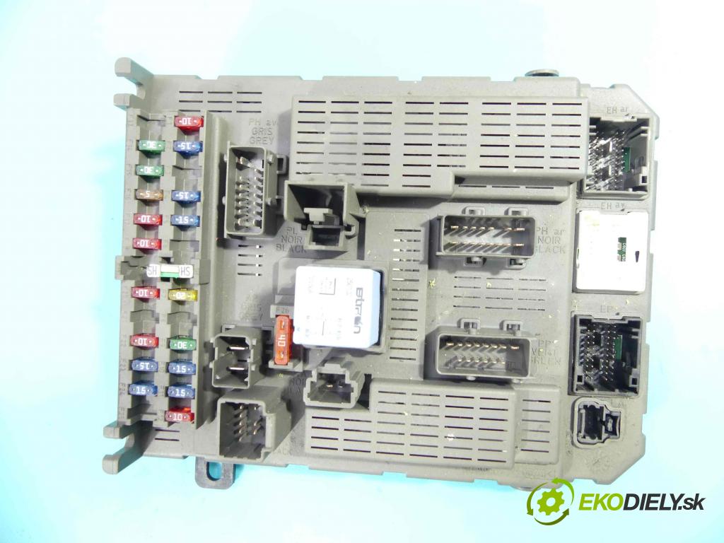 Citroen C5 I 2001-2008 2.0 16v 136 HP manual 100 kW 1997 cm3 5- modul riadiaca jednotka 9648235680 (Ostatné)