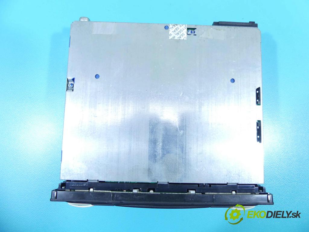 Nissan Micra K12 2003-2010 1.2 16V 65 HP manual 48 kW 1240 cm3 5- Radio originál 7643349318