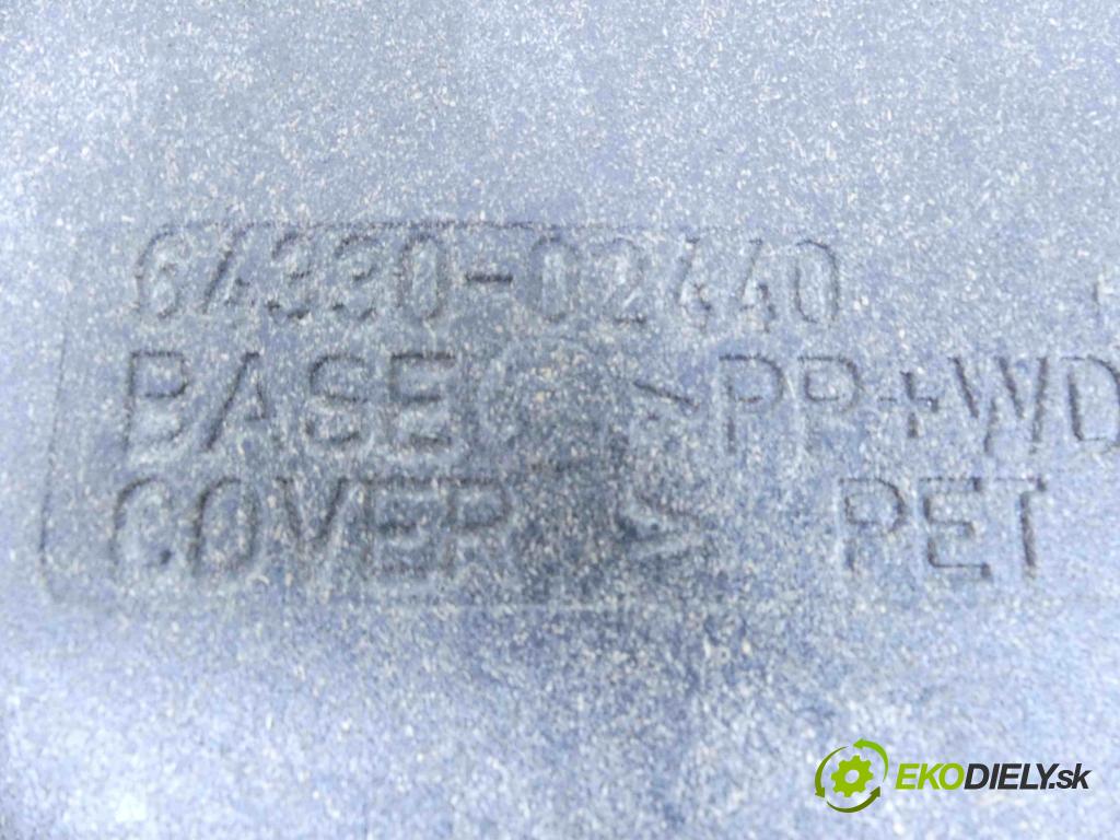 Toyota Auris I 2006-2013 2.0 D4D 126 HP manual 93 kW 1998 cm3 5- zadná 64330-02440 (Pláta zadné)