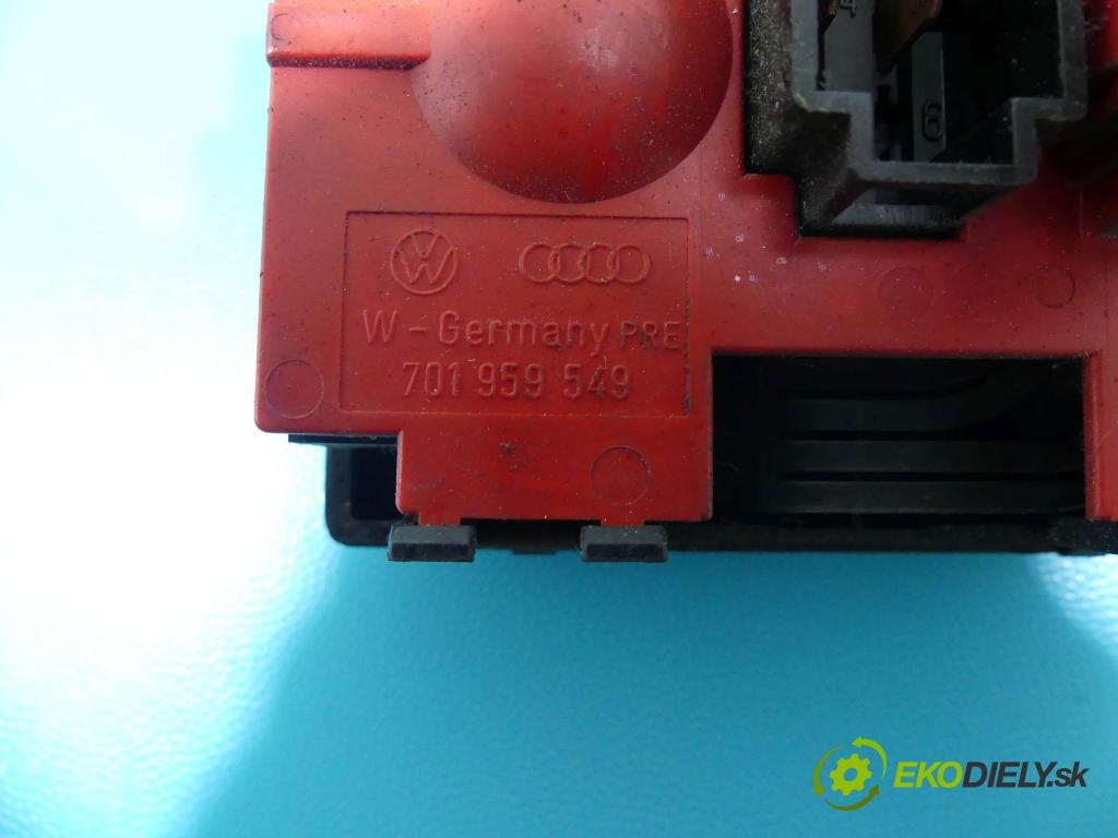Vw Transporter T4 1990-2003 2.4d 77 HP manual 57 kW 2370 cm3 5- panel kúrenia 701959531