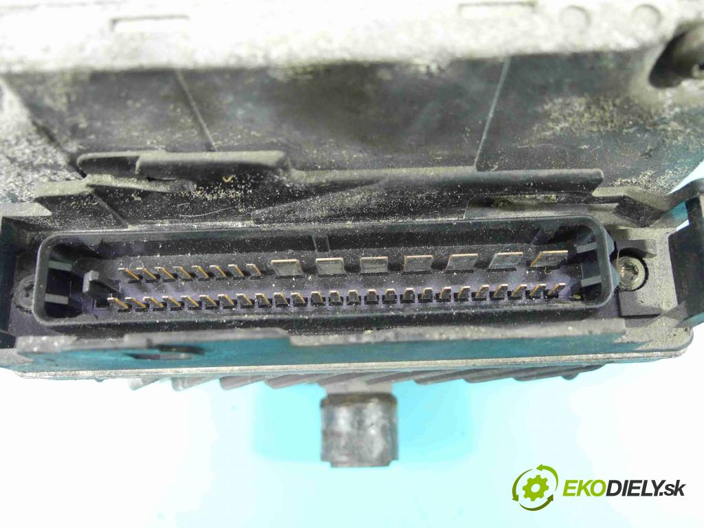 Mercedes Vito W638 1996-2003 2.3 TD 98 HP manual 72 kW 2299 cm3 5- čerpadlo abs 0273004089 (Pumpy ABS)
