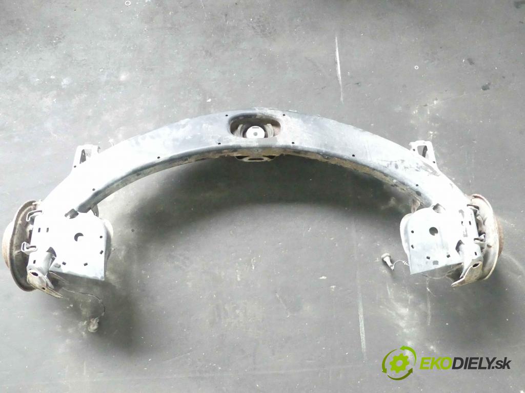 Mercedes B W245 2005-2011 1.7 116 hp automatic 85 kW 1699 cm3 5- zadní výztuha A1693520088 (Výztuhy zadní)