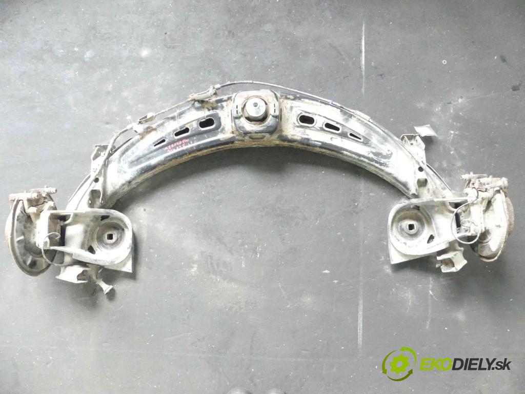 Mercedes B W245 2005-2011 1.7 116 hp automatic 85 kW 1699 cm3 5- zadní výztuha A1693520088 (Výztuhy zadní)