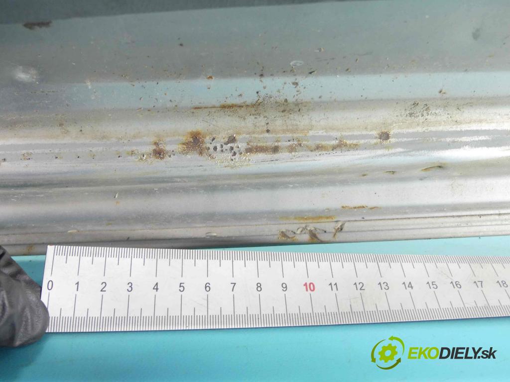 Honda CR-V I 1995-2001 2.0 16V 128 hp manual 94 kW 1973 cm3 5- zadní kufrové dveře  (Zadní kapoty)