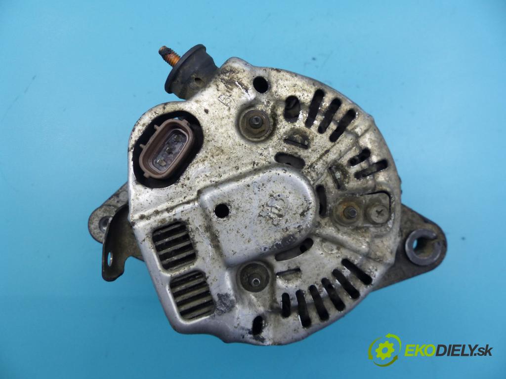 Toyota Yaris I 1999-2005 1.0 vvti 68 hp manual 50 kW 998 cm3 5- Alternator 27060-0J020 (Alternátory)