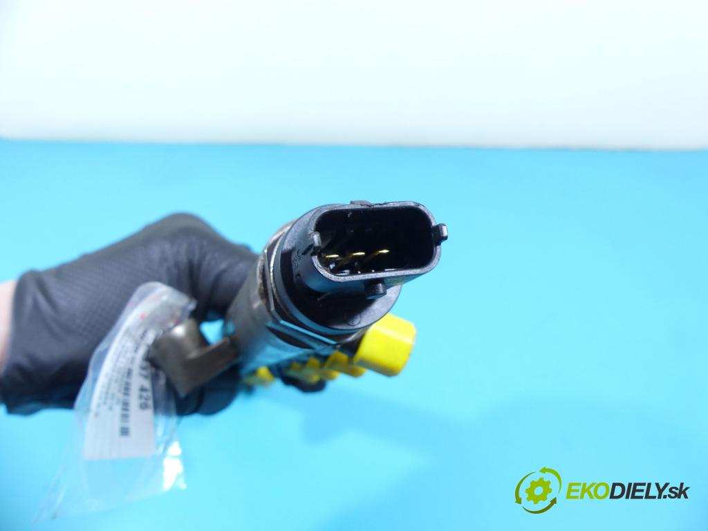 Volvo V60 I 2010-2018 2.0 D3 163 HP automatic 120 kW 1984 cm3 5- lišta vstrekovacia 0445215025 (Vstrekovacie lišty)