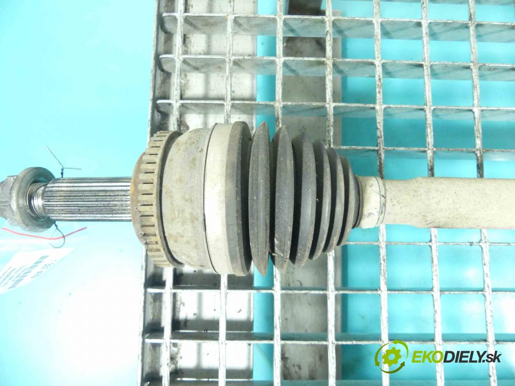 Kia Soul I 2008-2013 1.6 crdi 128 HP manual 94 kW 1582 cm3 5- poloos pravé  (Poloosy)