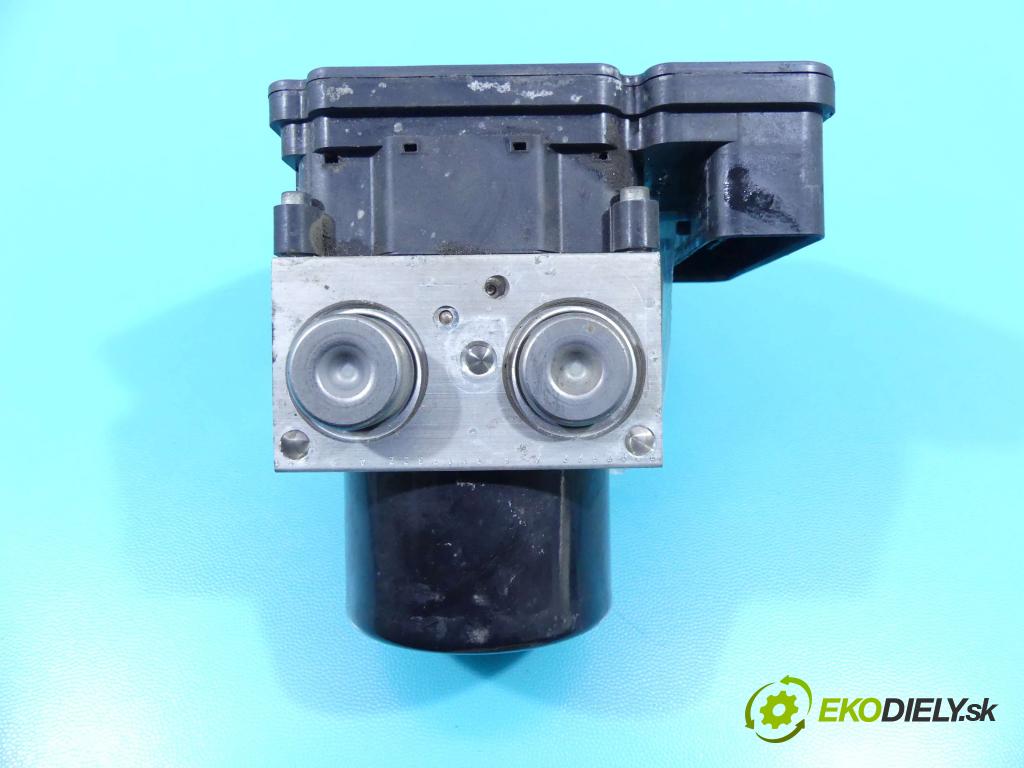 Mercedes C W204 2007-2014 3.0 V6 231 HP automatic 170 kW 2996 cm3 4- čerpadlo abs A2045455432 (Pumpy ABS)