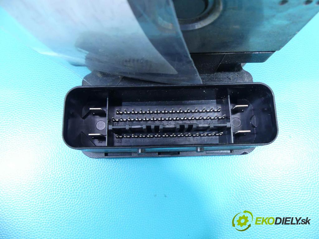Mercedes C W204 2007-2014 3.0 V6 231 HP automatic 170 kW 2996 cm3 4- čerpadlo abs A2045455432 (Pumpy ABS)