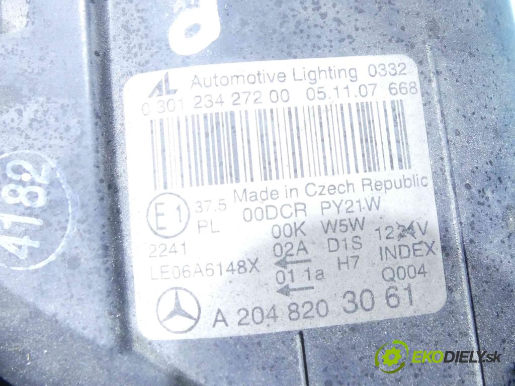 Mercedes C W204 2007-2014 3.0 V6 231 HP automatic 170 kW 2996 cm3 4- Reflektor: pravý A2048203061 (Pravé)