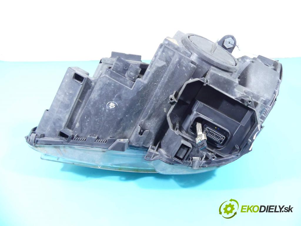 Mercedes C W204 2007-2014 3.0 V6 231 HP automatic 170 kW 2996 cm3 4- Reflektor: pravý A2048203061 (Pravé)