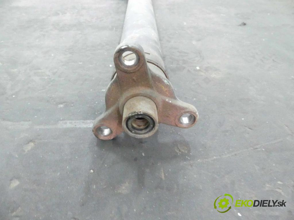 Mercedes C W204 2007-2014 3.0 V6 231 HP automatic 170 kW 2996 cm3 4- Hřídel: A2040506 (Kardaňové hriadele)