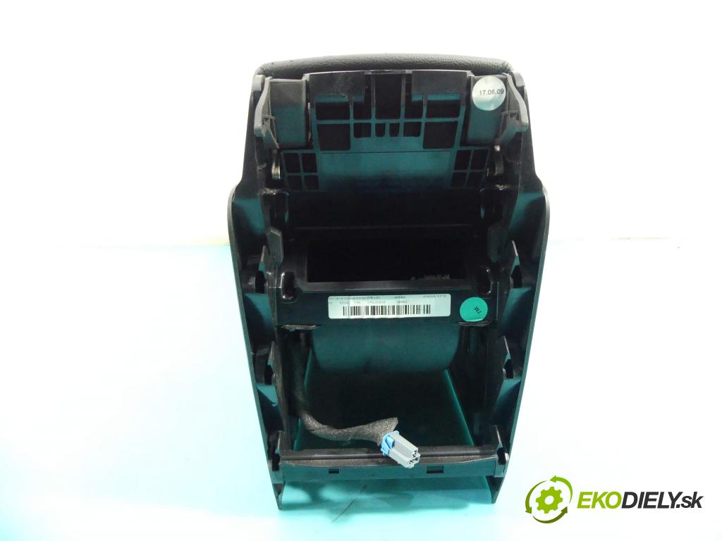 Opel Insignia A 2008-2017 2.0 cdti 160 HP automatic 118 kW 1956 cm3 5- operadlo 13289021 (Lakťové opierky)