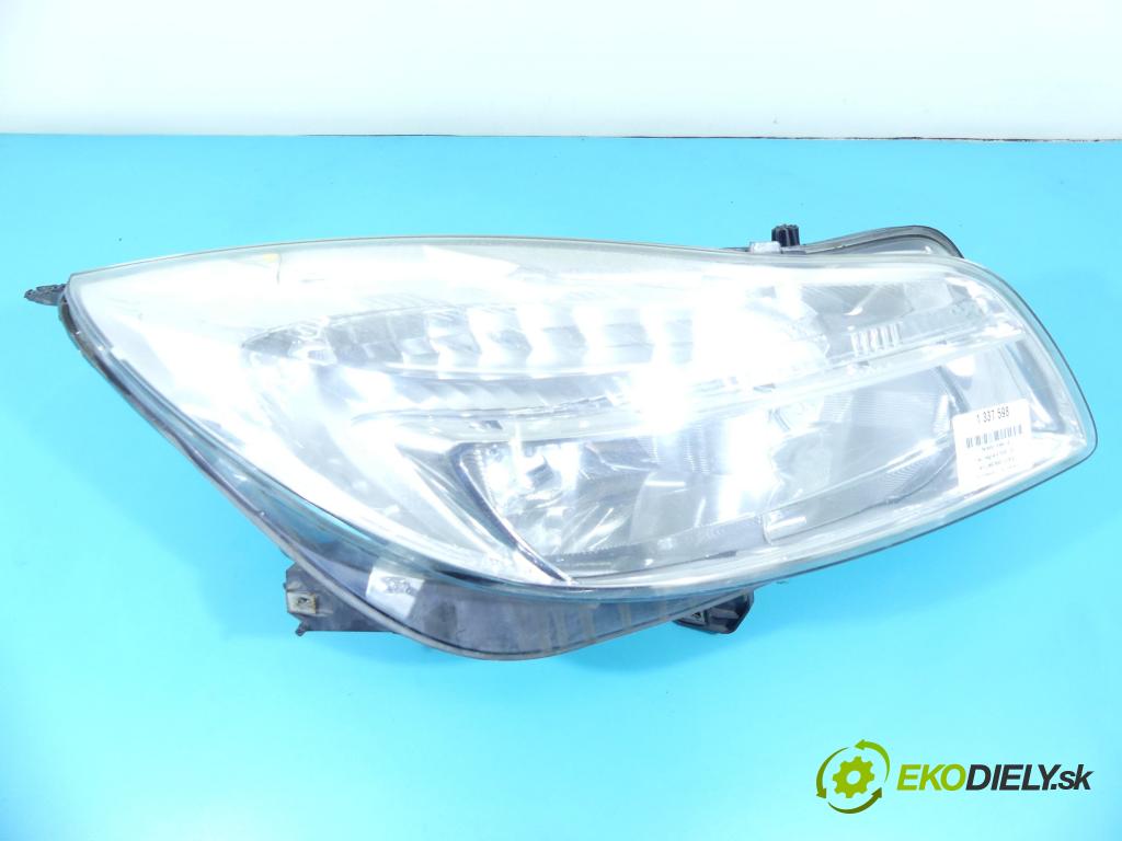Opel Insignia A 2008-2017 2.0 cdti 160 HP automatic 118 kW 1956 cm3 5- Reflektor: pravý 13226783 (Pravé)