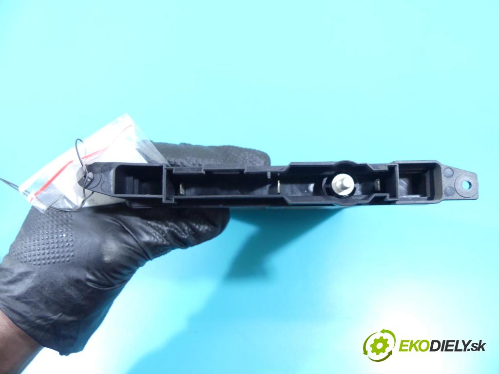 Vw Passat B6 2005-2010 1.9 tdi 105 hp manual 77 kW 1896 cm3 5- radiátor 1K0963235F (Radiátory topení)