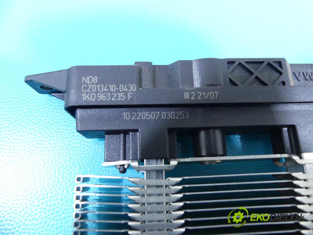 Vw Passat B6 2005-2010 1.9 tdi 105 hp manual 77 kW 1896 cm3 5- radiátor 1K0963235F (Radiátory topení)