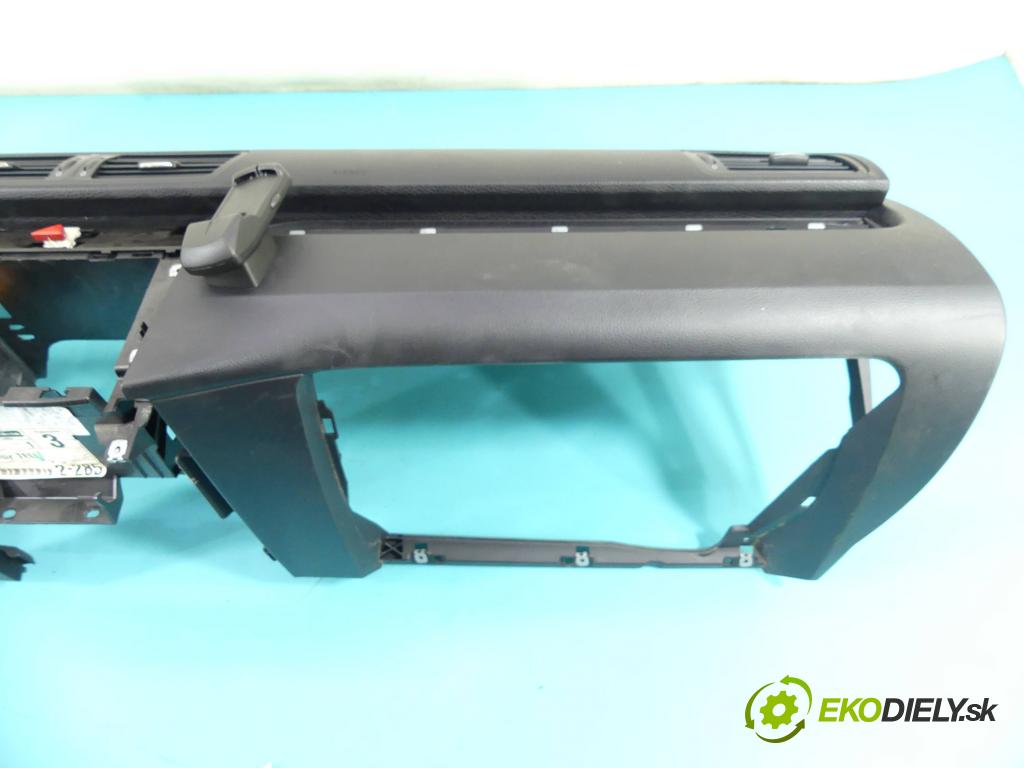 Vw Passat B6 2005-2010 1.9 tdi 105 HP manual 77 kW 1896 cm3 5- kokpit,pristrojová doska rozdeľovacia 3C0880204E