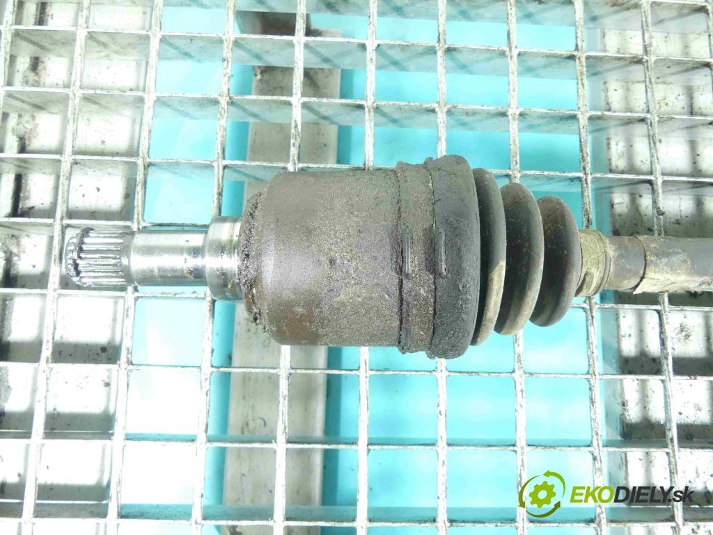 Fiat Punto II 1999-2010 1.2 60 HP manual 44 kW 1242 cm3 5- poloos ľavé  (Poloosy)