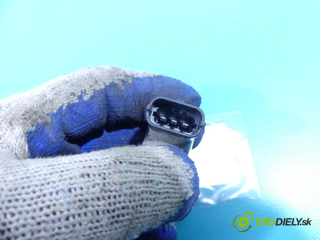 Mercedes B W245 2005-2011 1.7 116 hp automatic 85 kW 1699 cm3 5- snímač pozice: hřídele vačkový 0232103050 (Snímače polohy kliky, vačky)