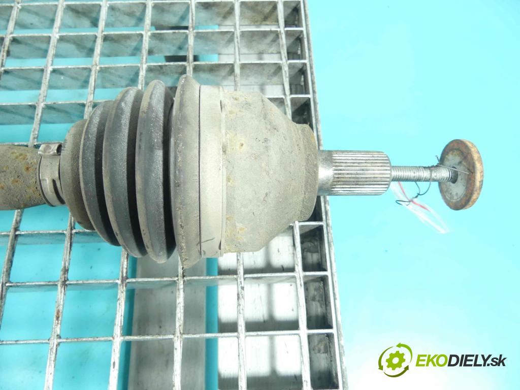 Volvo V50 2.0d 136 HP manual 100 kW 1997 cm3 5- poloos pravé 30787788 (Poloosy)