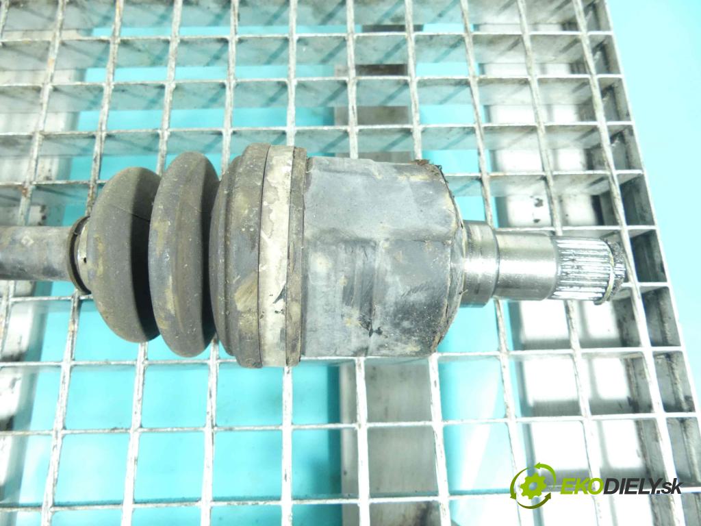 Kia Carens III  2006-2013 2.0 crdi 140 HP manual 103 kW 1991 cm3 5- poloos ľavé  (Poloosy)