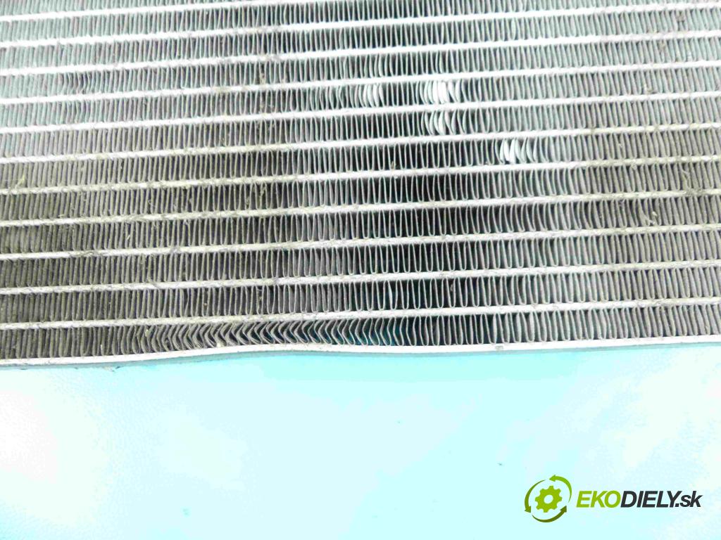 Kia Carens III  2006-2013 2.0 crdi 140 HP manual 103 kW 1991 cm3 5- chladič klimatizácie  (Chladiče klimatizácie)