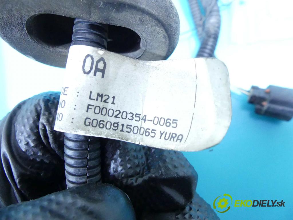 Kia Carens III  2006-2013 2.0 crdi 140 hp manual 103 kW 1991 cm3 5- Balíček: nárazníku zadní 91890-1D100-B