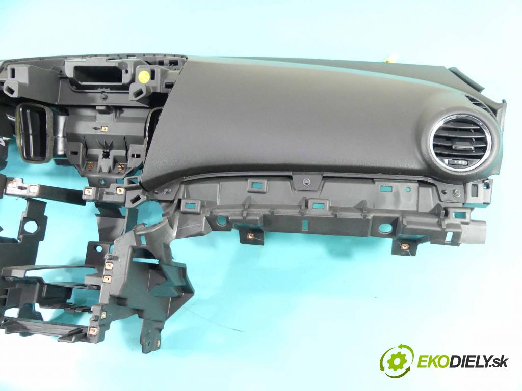 Chevrolet Orlando 1.8 16V 141 HP manual 104 kW 1796 cm3 5- kokpit,pristrojová doska rozdeľovacia