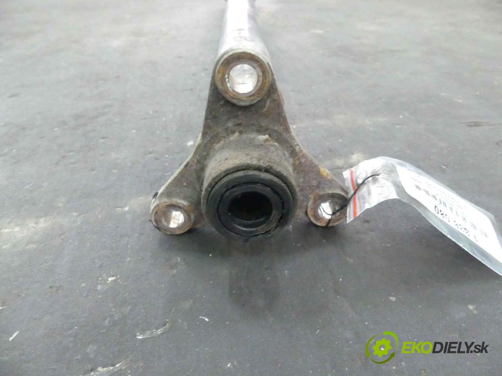 Land rover Range Rover 1995-2002 2.5 DT 136 HP automatic 100 kW 2497 cm3 5- Hřídel:  (Kardaňové hriadele)